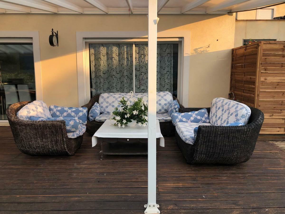 Petite Maisonette Adossee Mais Independante Avec Piscine Villa Peymeinade Exteriör bild